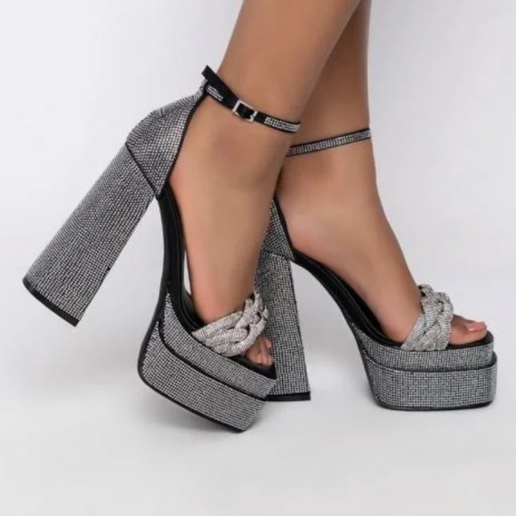 Rhinestone chunky block braided sandals . Whole sandal is covered in crystals - Picture 4 of 4